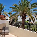 Casa De Palmeras * أذيخي