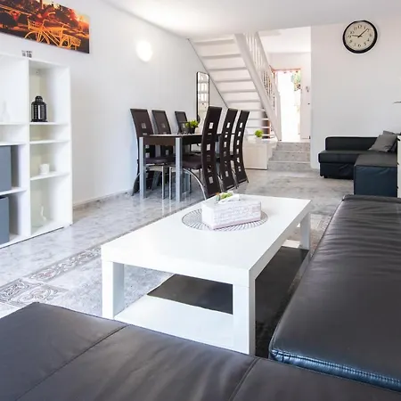 Apartamento Casa De Palmeras